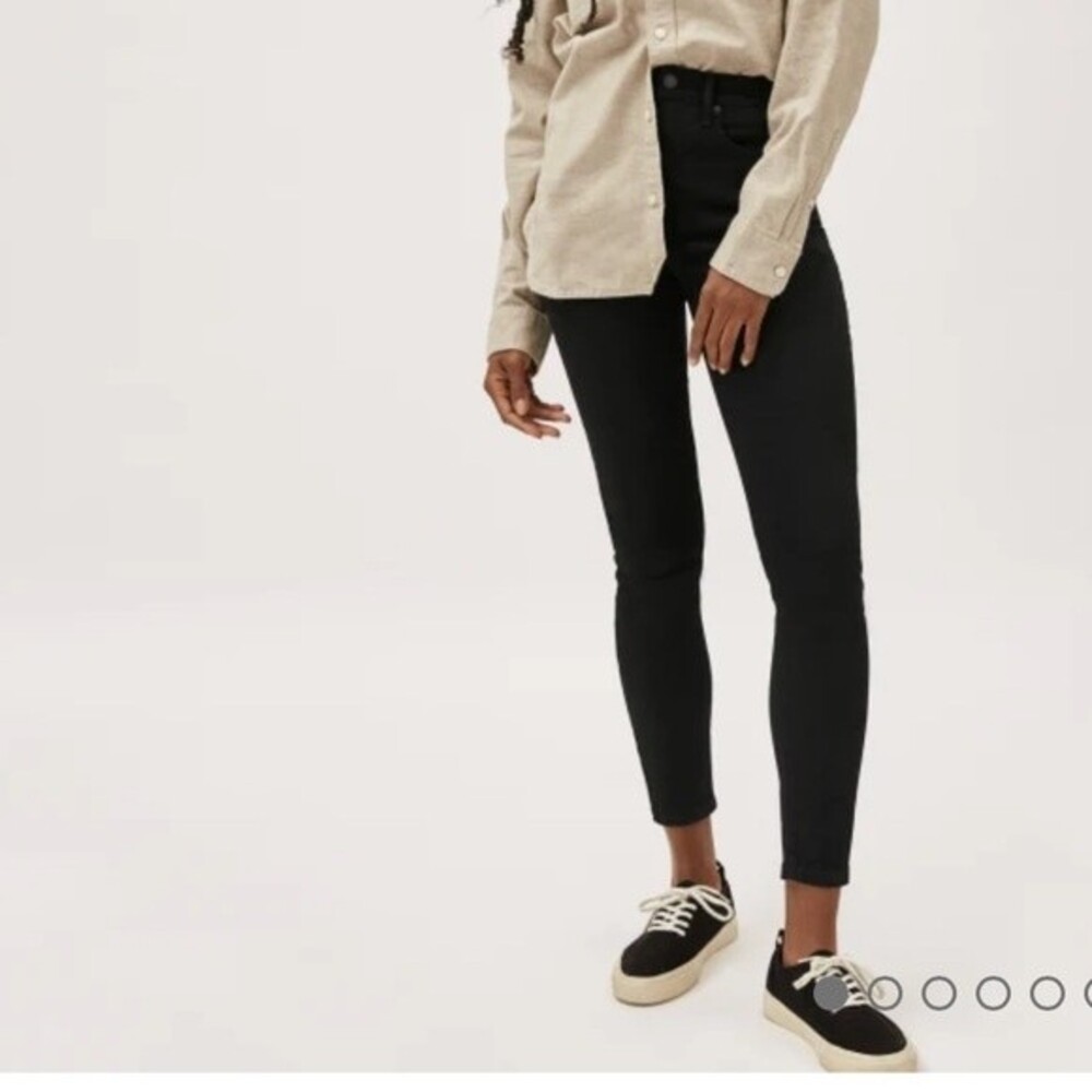 NWT Everlane The Authentic Stretch High-Rise Skinny Black Size 26